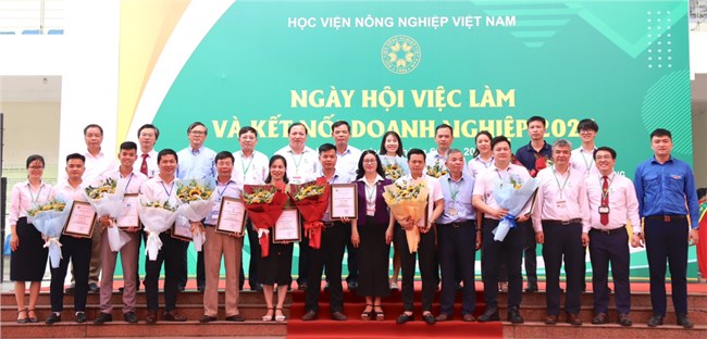 Học viện Nông nghiệp: Ngày hội việc làm kết nối doanh nghiệp và sinh viên ngành Nông nghiệp  (14/6/2024)