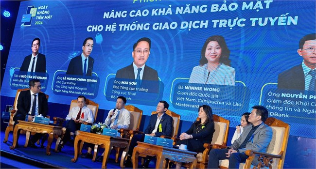 Thanh toán không dùng tiền mặt tăng, tội phạm cũng tăng theo (14/6/2024)