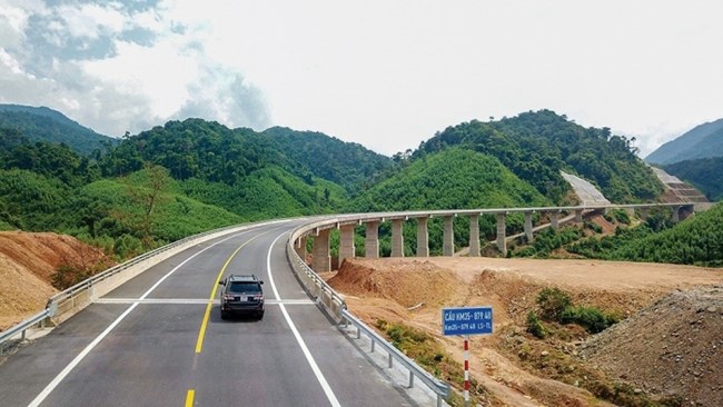 THỜI SỰ 6H SÁNG 06/6/2024: Tiến độ thi công dự án đường bộ cao tốc Bắc - Nam phía Đông vẫn chậm do gặp nhiều khó khăn