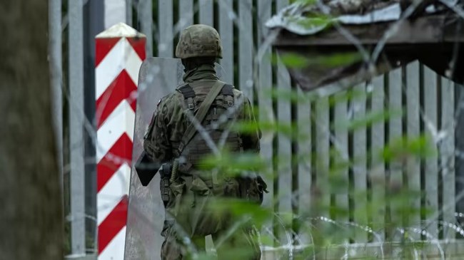 Ba Lan cân nhắc việc đóng cửa hoàn toàn biên giới với Belarus (24/6/2024)