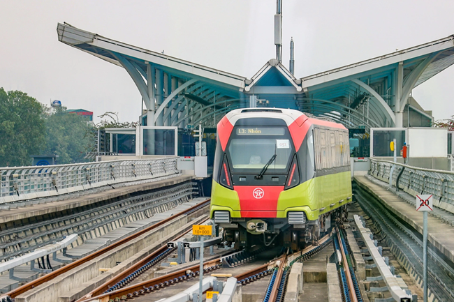 THỜI SỰ 12H TRƯA 06/6/2024: Tuyến đường sắt Nhổn - ga Hà Nội đủ điều kiện, sẵn sàng vận hành thương mại vào cuối tháng 6 này.