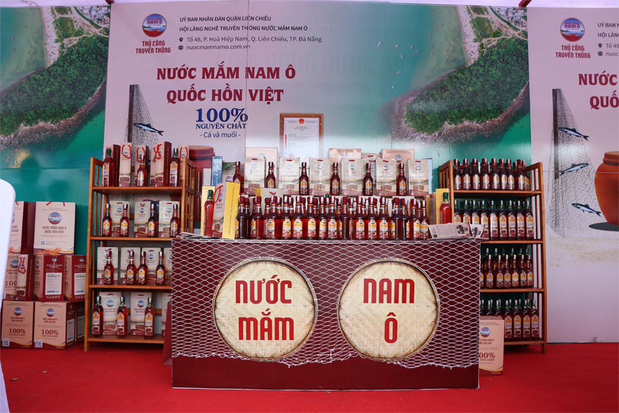 Công bố chỉ dẫn địa lý “Nam Ô” cho sản phẩm nước mắm truyền thống của Đà Nẵng (27/6/2024)