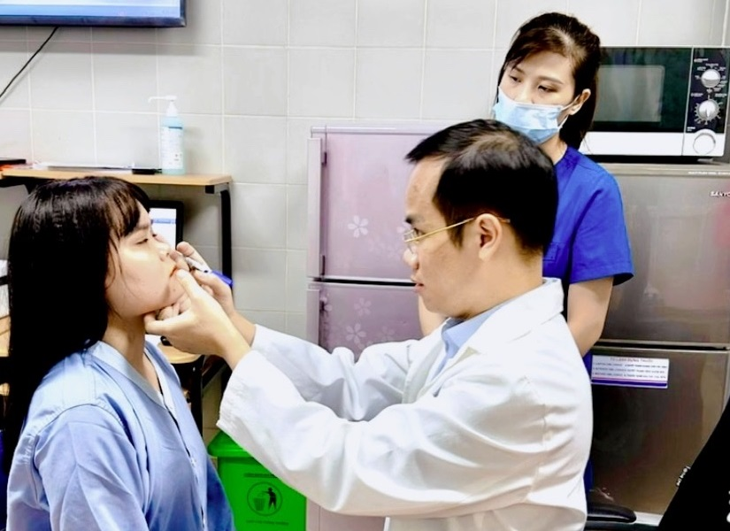 Tặng 30 suất phẫu thuật nâng mũi miễn phí cho tân sinh viên (24/6/2024)