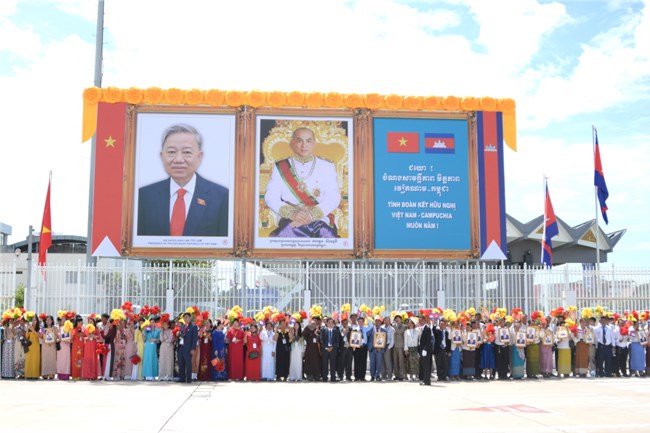 Lễ đón chính thức Chủ tịch nước Tô Lâm thăm cấp Nhà nước Vương quốc Campuchia (12/7/2024)