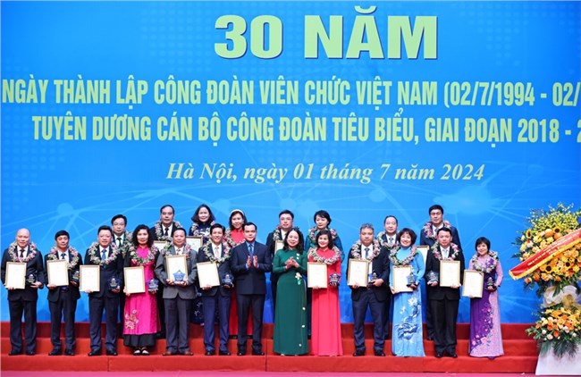 Lễ kỷ niệm 30 năm Ngày thành lập Công đoàn Viên chức Việt Nam (01/07/2024)