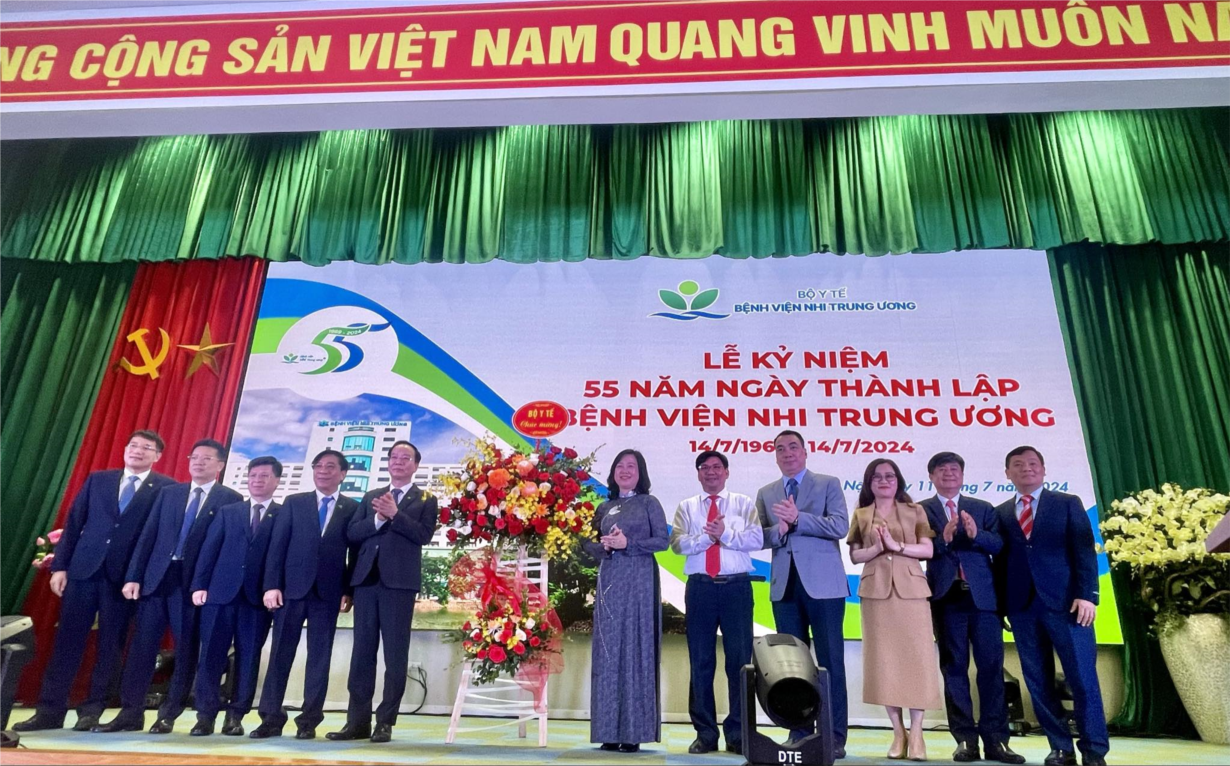 Kỷ niệm 55 năm ngày thành lập Bệnh viện Nhi TW (11/7/2024)