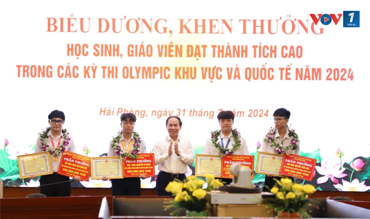 Hải Phòng: Hơn 2,7 tỷ đồng khen thưởng học sinh giỏi quốc tế (31/7/2024)
