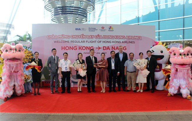 Đón chuyến bay đầu tiên đến Đà Nẵng của Hãng hàng không Hong Kong Airlines (19/7/2024)