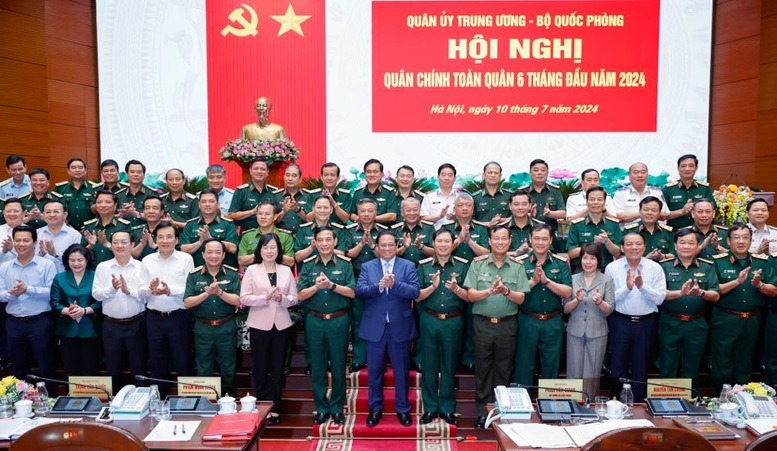 THỜI SỰ 18H CHIỀU 10/7/2024: Dự Hội nghị Quân chính toàn quân, Thủ tướng Phạm Minh Chính yêu cầu triển khai đồng bộ, toàn diện, hiệu quả chính sách Quốc phòng.