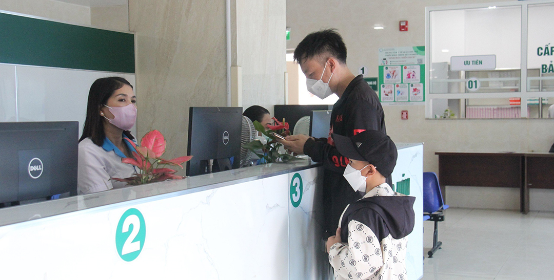 Đẩy mạnh không dùng tiền mặt tại bệnh viện, cơ sở y tế (17//2024)