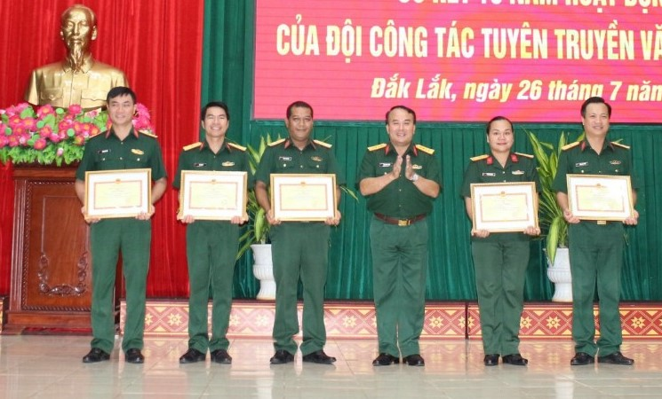 Những “bông hoa tươi thắm” trong phong trào thi đua quyết thắng ở Đắk Lắk (22/7/2024)