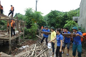   Chăm lo cho đồng bào vùng lũ Sơn La: Bài học trong phát huy khối đại đoàn kết toàn dân (5/8/2024)