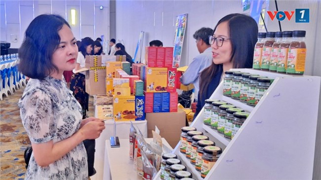 Khách hàng thắt lưng buộc bụng - TPHCM tìm cách kích cầu tiêu dùng (22/8/2024)