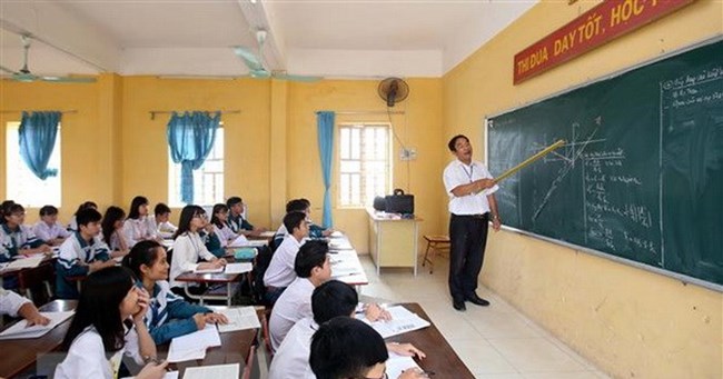 Dự thảo Luật Nhà giáo: Kỳ vọng tạo động lực cho giáo viên (02/08/2024) 

