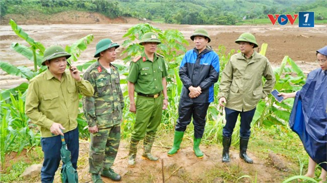 Lực lượng cứu hộ đã có mặt tại thôn lũ quét Làng Nủ tìm kiếm người mất tích (11/9/2024)