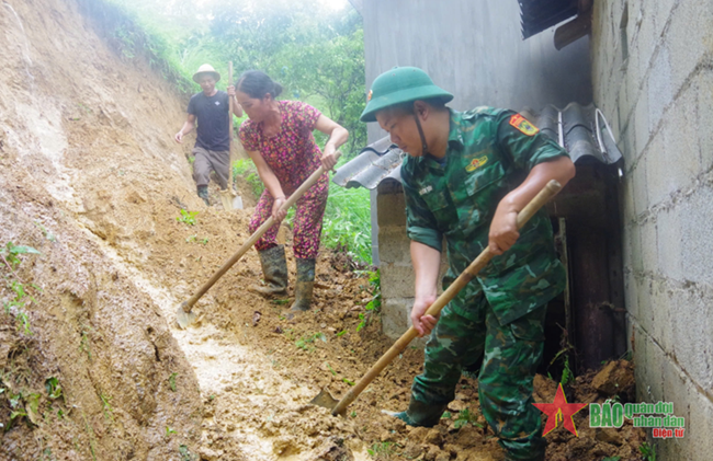 BĐBP dồn lực hỗ trợ nhân dân khắc phục thiệt hại sau bão số 3 và mưa lũ sau bão (14+15/09/2024)