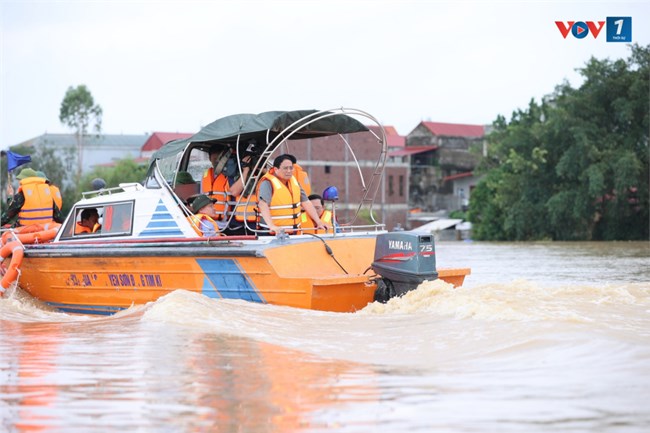 THỜI SỰ 12H TRƯA 10/9/2024: Thủ tướng Phạm Minh Chính thị sát, chỉ đạo công tác ứng phó, khắc phục hậu quả mưa lũ tại tỉnh Bắc Giang và Bắc Ninh.