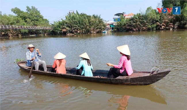 Long An đưa du lịch nhân văn đến gần hơn với giới trẻ (19/9/2024)