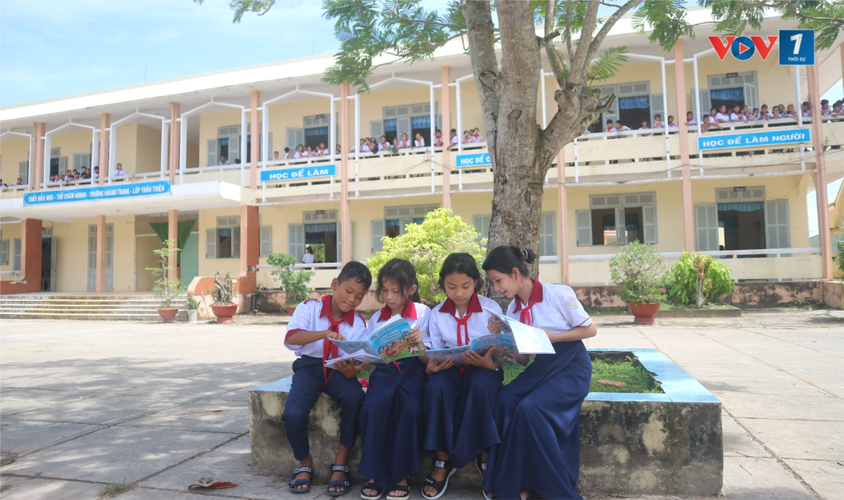 Để giáo dục vùng đồng bào DTTS không ngừng phát triển (30/9/2024)