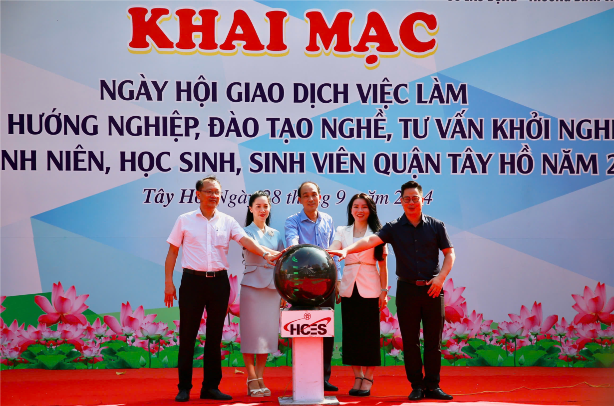 Gần 3.000 chỉ tiêu việc làm, học nghề cho người lao động và học sinh, sinh viên quận Tây Hồ, Hà Nội (28/09/2024)