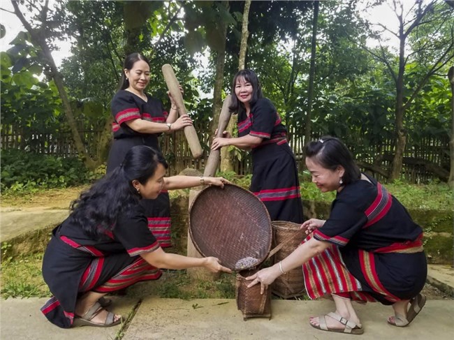 A Lưới bảo tồn, giữ gìn và phát huy bản sắc văn hóa các dân tộc thiểu số (13/9/2024)