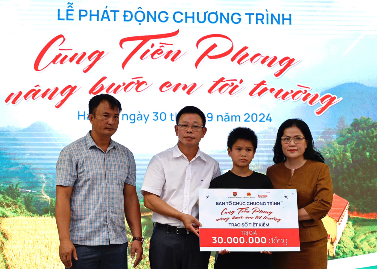 Phát động chương trình “Cùng Tiền Phong nâng bước em tới trường” (30/09/2024)