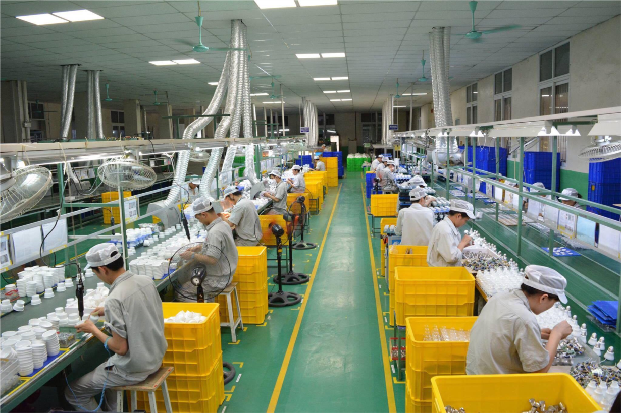 Năm 2024 Việt Nam thuộc nhóm 15 nước đang phát triển thu hút FDI lớn nhất thế giới (18/1/2025)