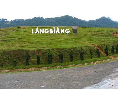 Thời sự sáng ngày 10/6/2015: Khu Dự trữ sinh quyển Lang Biang được công nhận chính thức là Khu Dự trữ sinh quyển thế giới.