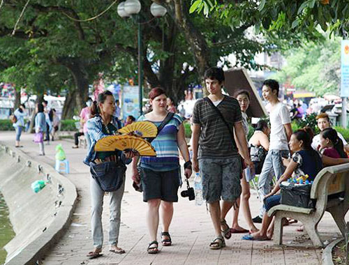 Hà Nội và câu chuyện du lịch. (01/04/2016)